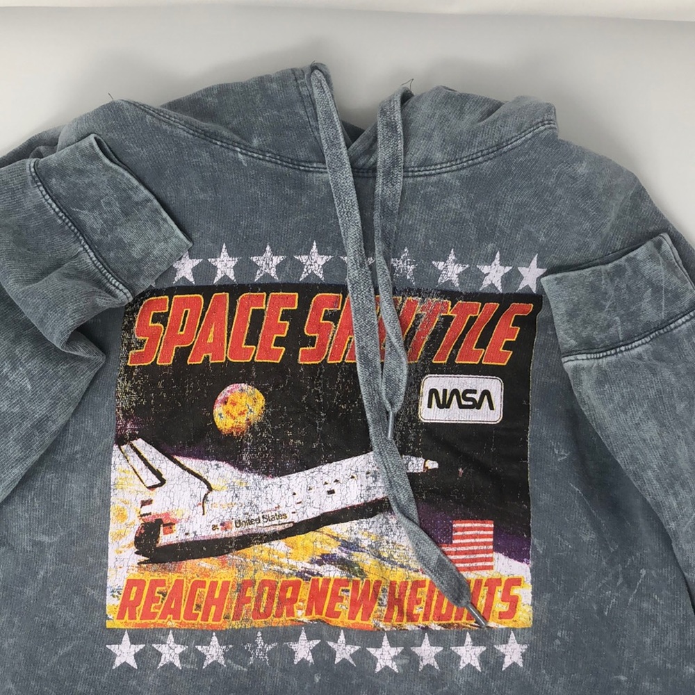 Cropped distressed sweatshirt